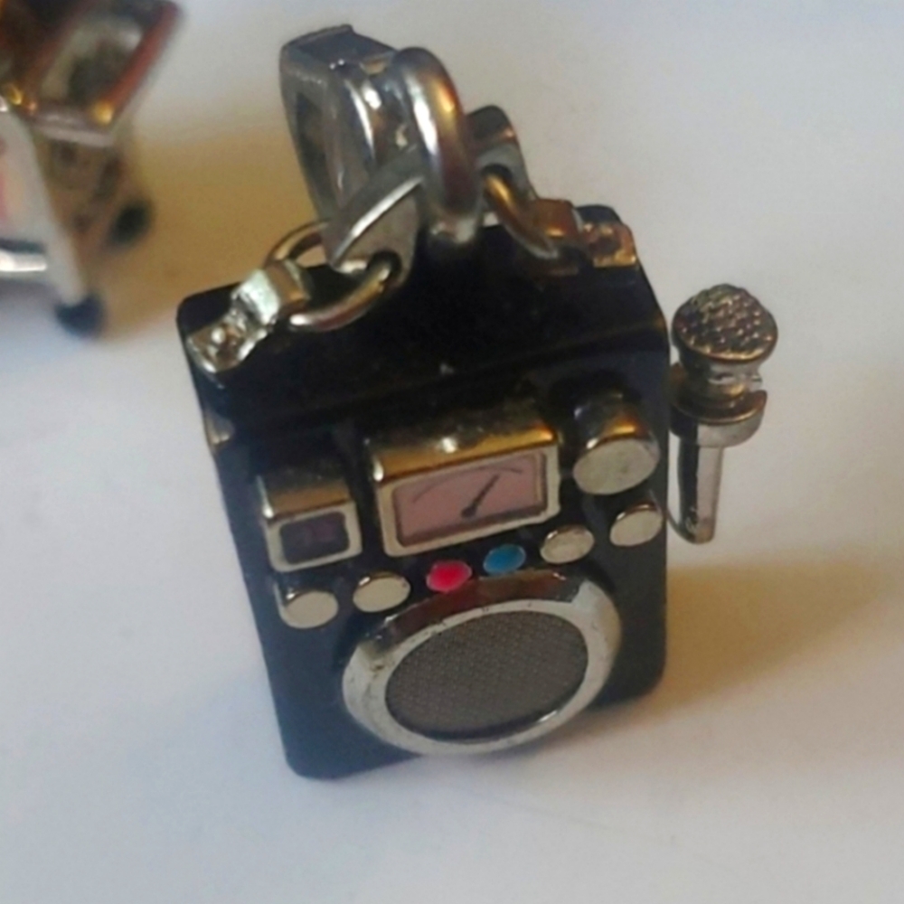 Juicy Couture Charm Karaoke machine